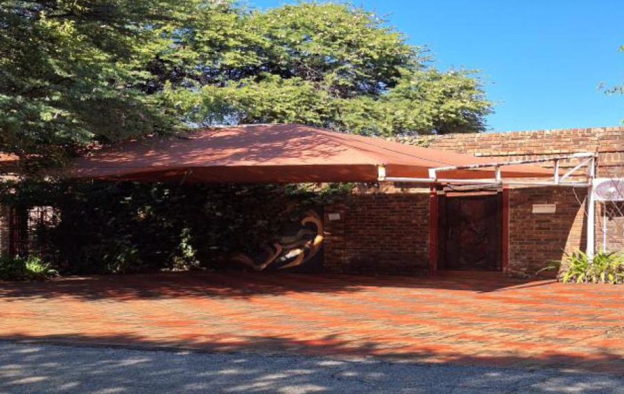 10 Bedroom Property for Sale in Kuruman Northern Cape